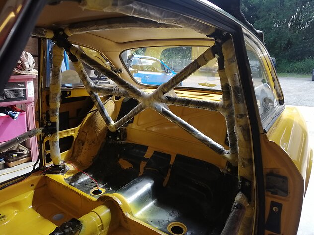 In the Workshop/Restoration. Rollcage