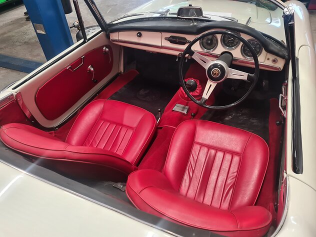 Classic Road and Race Cars for Sale. 101 Spider interior